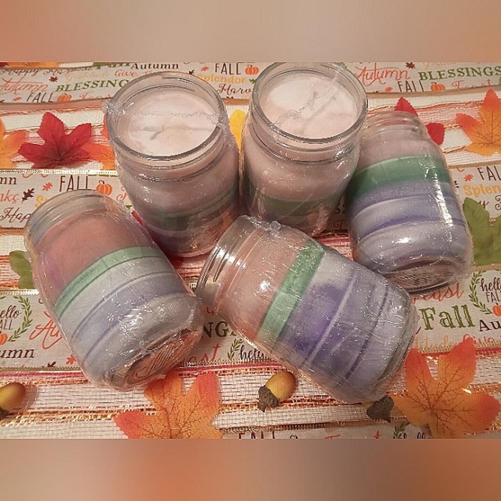 Homemade Candle with Frankincense Essential Oil -Multicolors